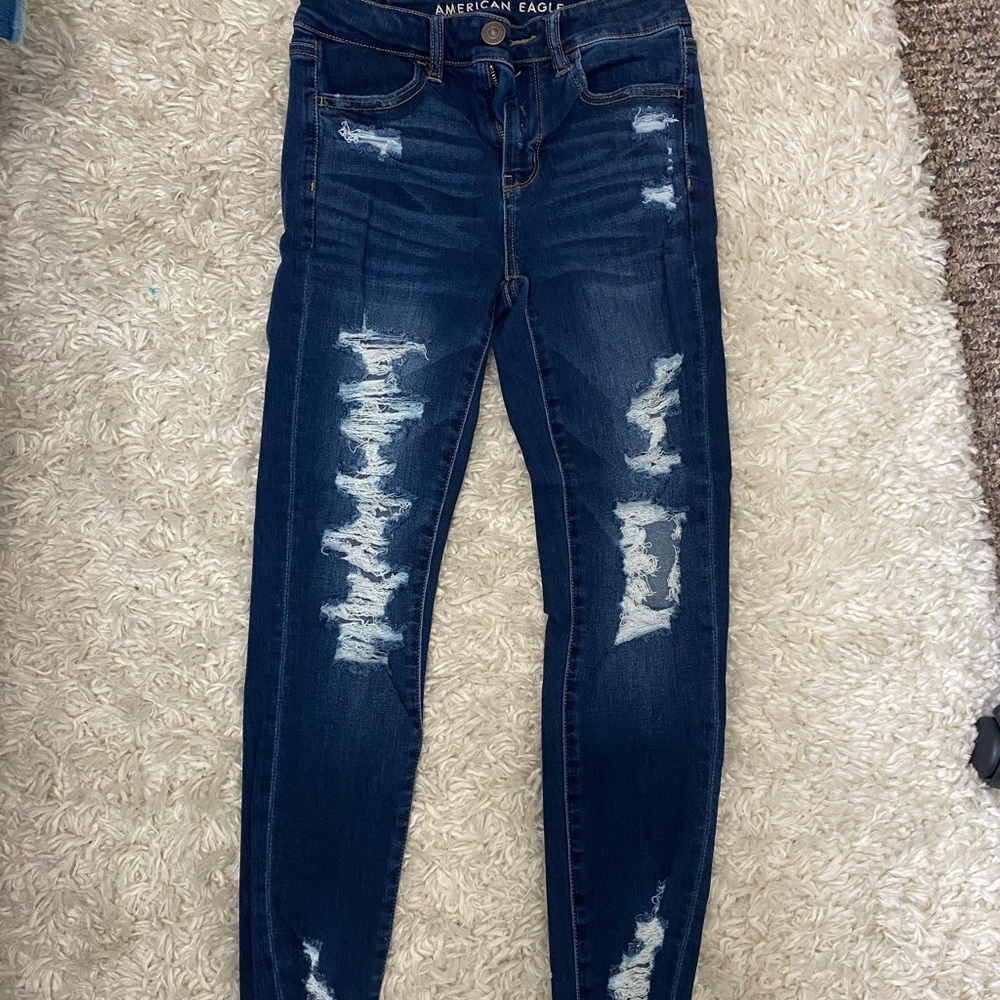 American eagle ripped skinny jeans